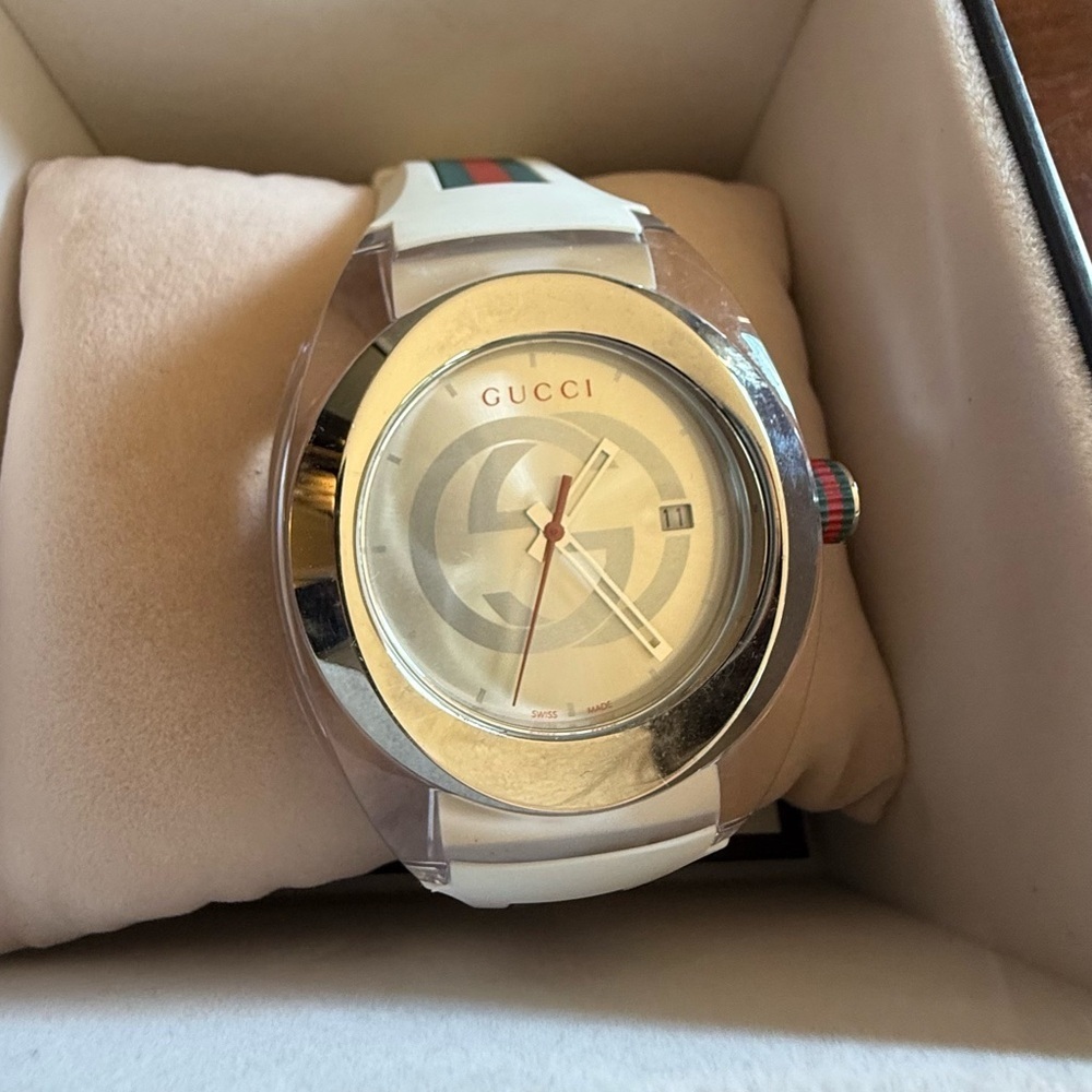 Gucci Sync Unisex Swiss White Striped Rubber Strap Watch 46mm